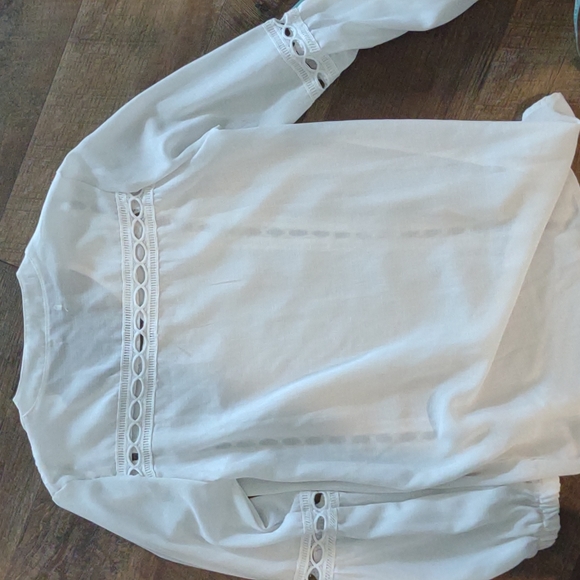 Beachy top 🐚 😎 - Picture 5 of 5